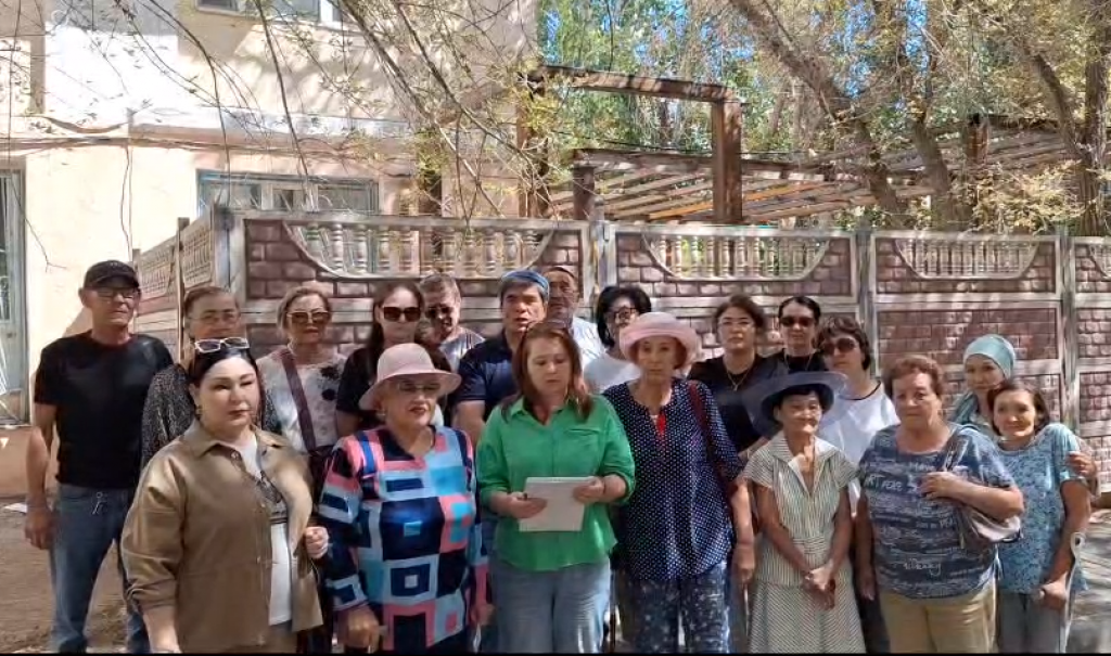 «Незаконно и на липовых бумагах!»: балхашцы против стройки около своего дома