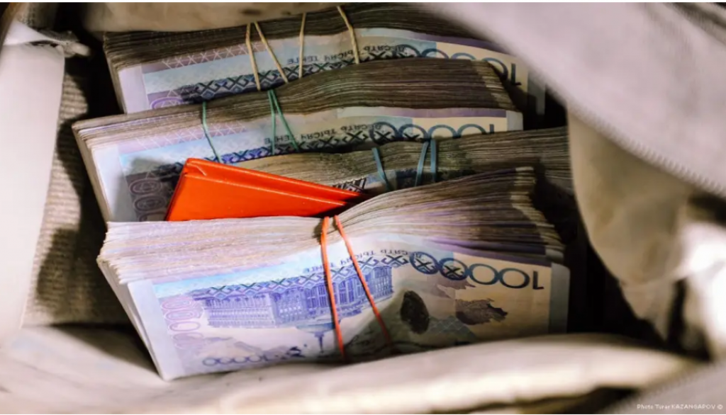 Где в Казахстане чаще всего дают и берут взятки