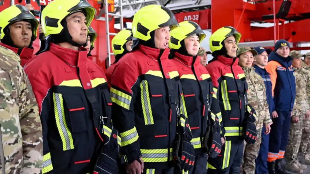Жилищные выплаты и надбавки военнослужащим, паркинги и подвалы как укрытия: какие поправки в законы предлагает внести МЧС