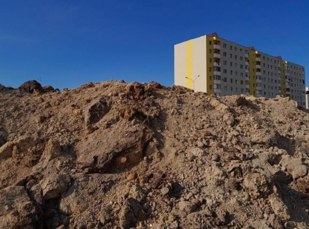 В Караганде начали незаконно строить многоэтажный жилой дом