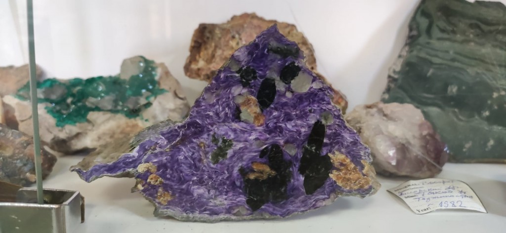 Карагандинские любители самоцветов и члены краеведческого клуба 