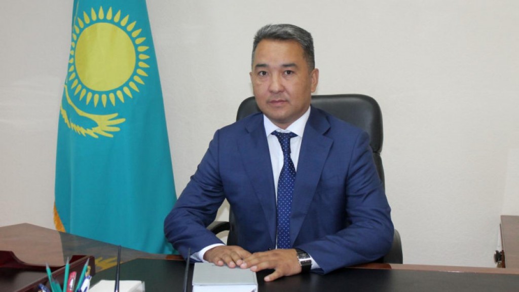 Мейрам Кожухов поздравил карагандинцев с Днем единства народа Казахстана