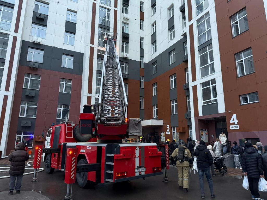 Қарағандыда өрт сөндірушілер өрт кезінде 35 адамды құтқарды