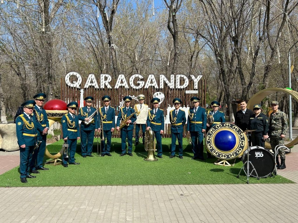 Военный оркестр воинской части 6505 провел концерт, посвященный 80-летию Победы