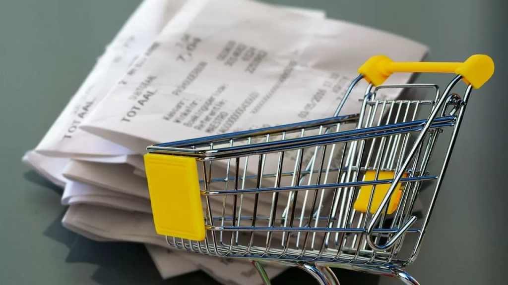 Десятки миллионов тенге вернули потребителям в Карагандинской области