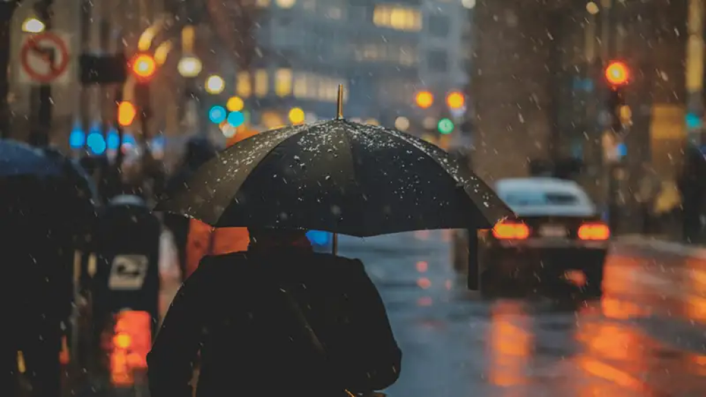 Дожди с грозами, град и туман: прогноз на 17 мая от синоптиков «Казгидромета»