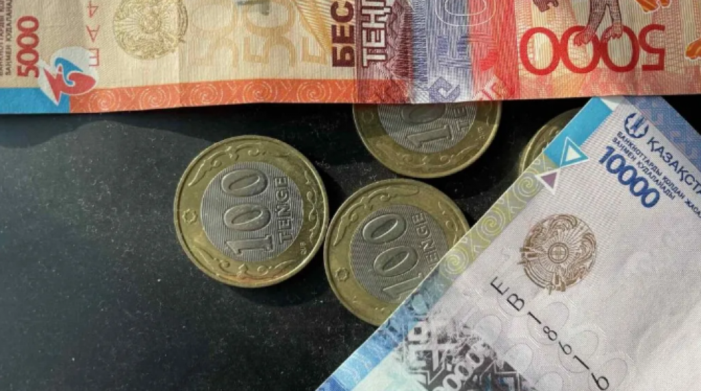 Сколько казахстанцев получили выплаты по потере работы из ГФСС