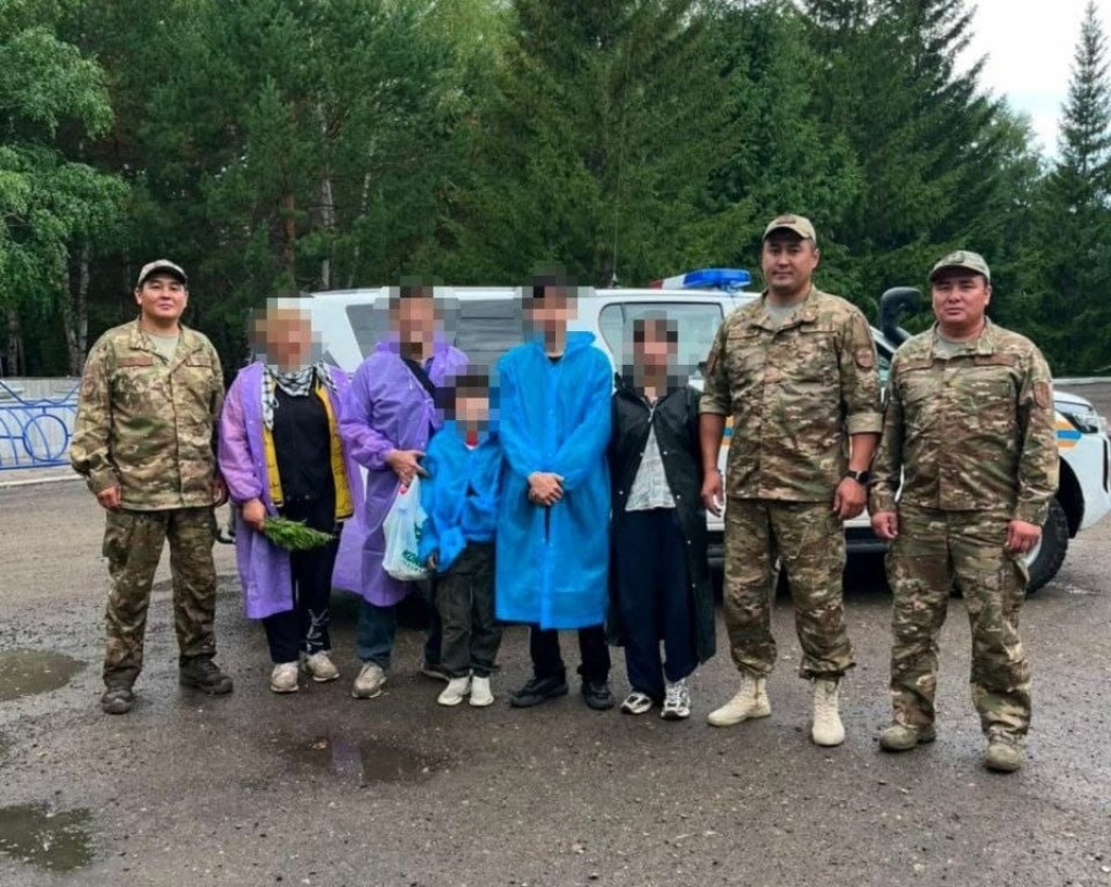 За выходные спасатели Карагандинской области трижды пришли на помощь отдыхающим