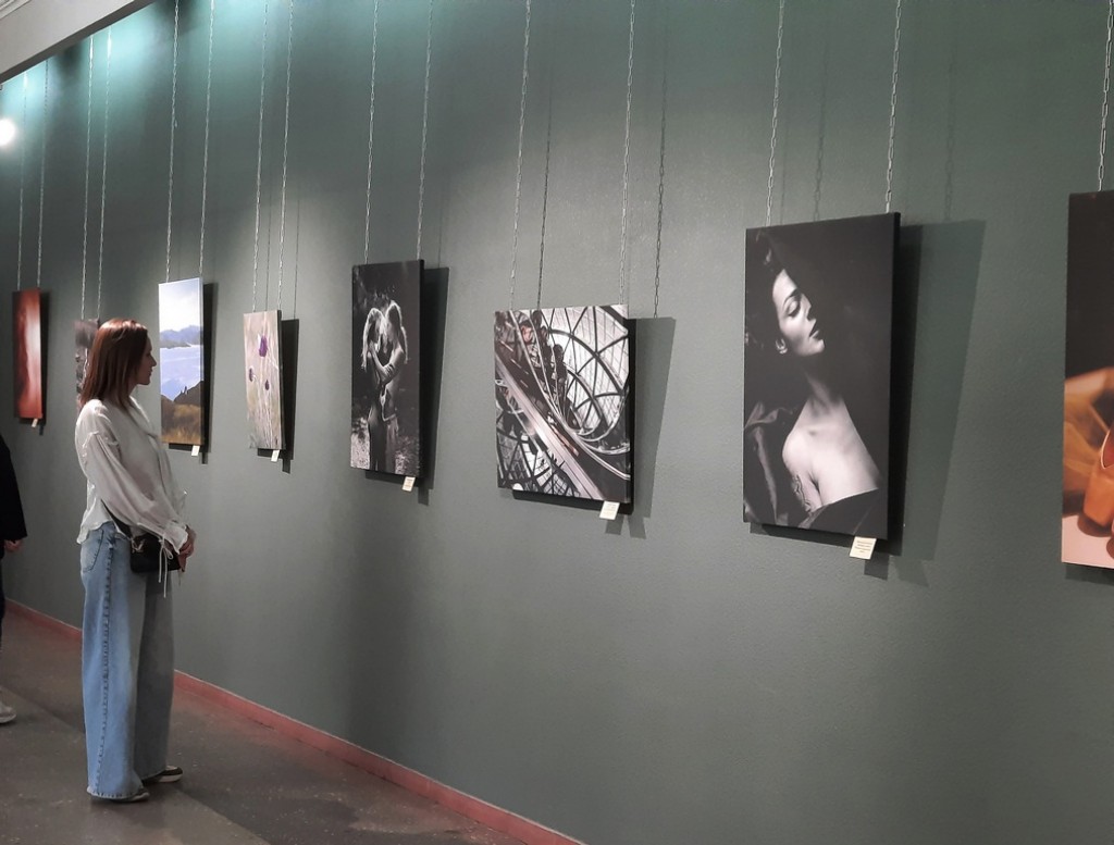 Өзін таныту мүмкіндігі: Қарағандыда жаңа фотокөрме ашылды