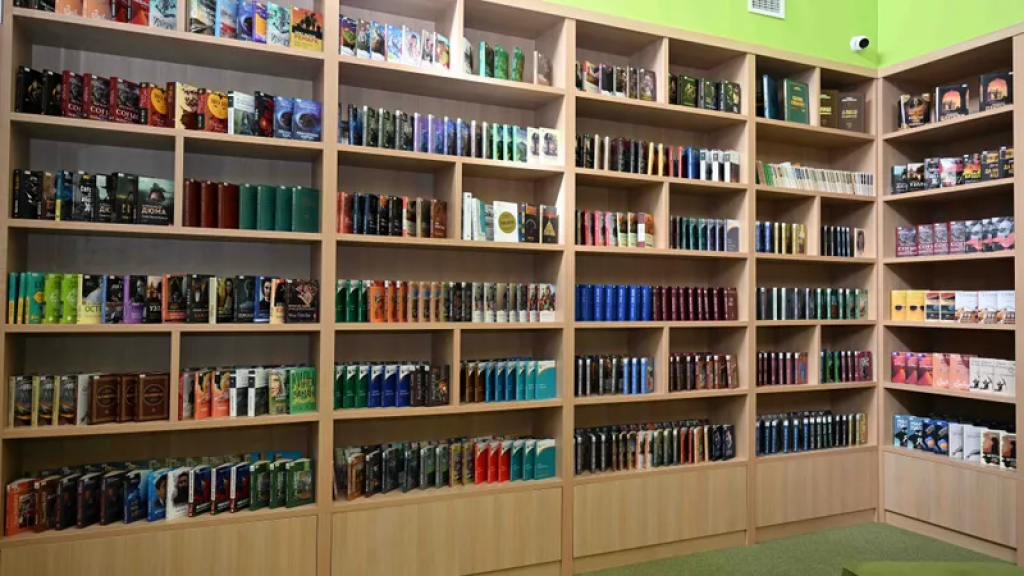 Депутат жұма күні Қазақстанның мемлекеттік қызметшілерін жұмыстан босатуды ұсынды