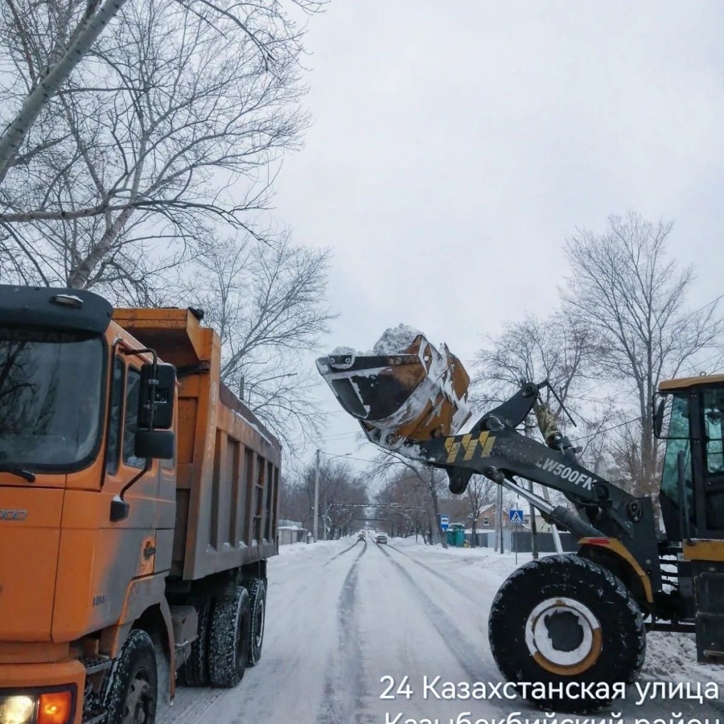 С улиц Караганды вывезли ещё 13 000 кубометров снега