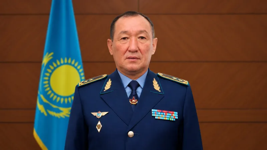 Министр обороны Даурен Косанов выступил с заявлением после трагедии на Каспии