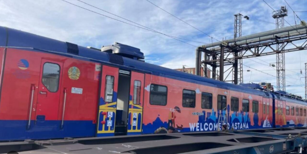 В Казахстане появилась возможность покупать билеты с пересадкой без смены поезда