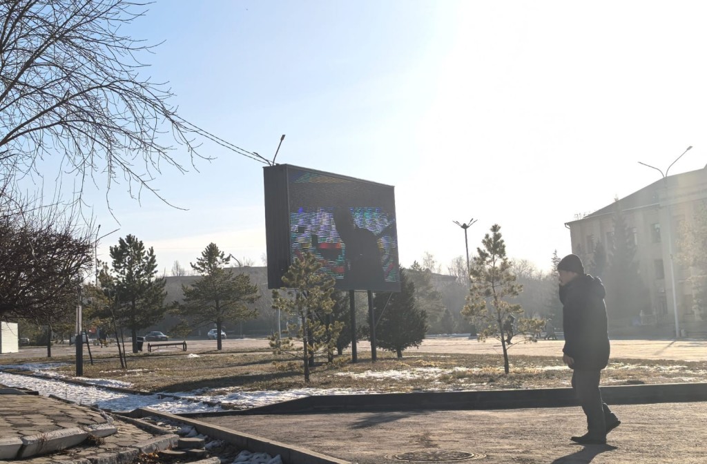 Прокуратура Темиртау подтвердила: городской LED-экран был подключен к кофейне без договорных отношений