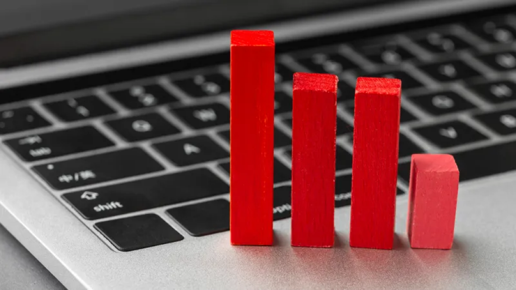 Казахстанцы стали меньше обращаться за кредитами: с чем связано снижение спроса