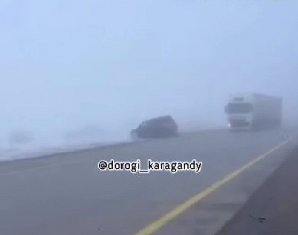 Сразу два ДТП произошли на трассе Караганда-Астана
