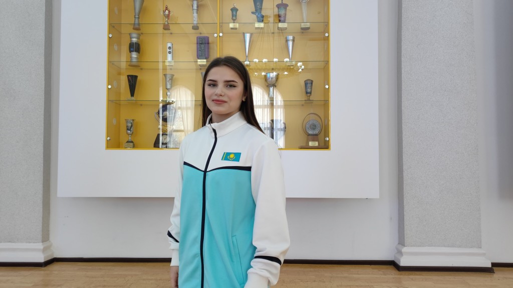 В Караганде наградили гимнастку, завоевавшую историческое золото этапа Кубка мира