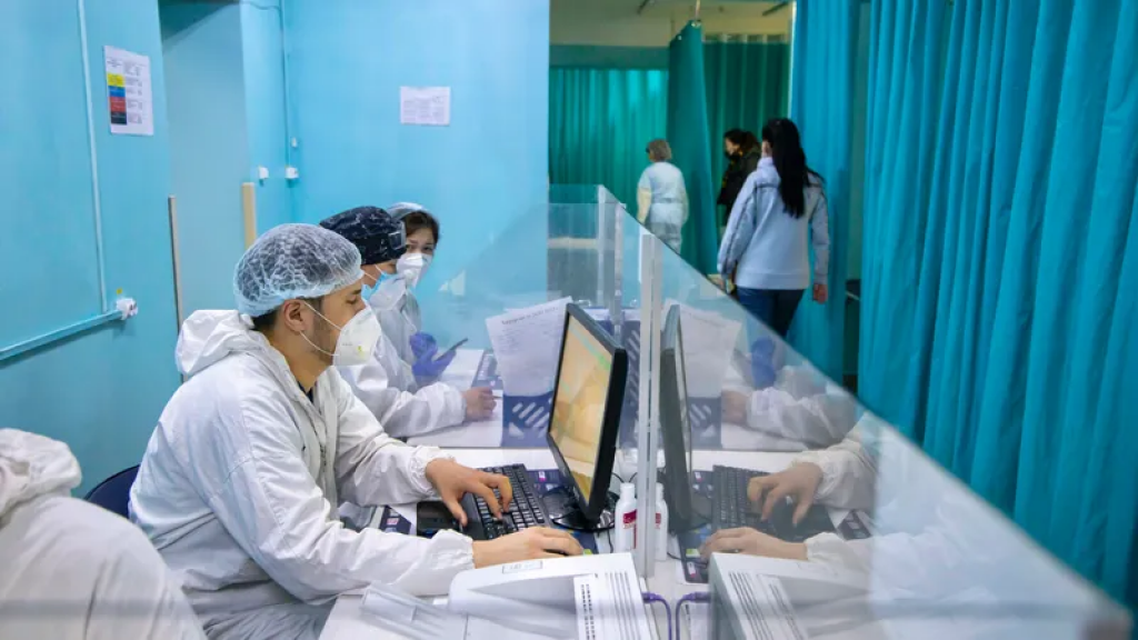 Как получить медпомощь через ОСМС: все, что важно знать каждому казахстанцу