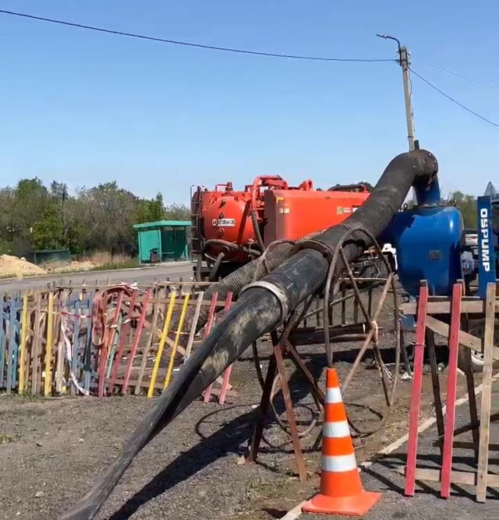 В Караганде ремонтируют участок канализационного коллектора, прослуживший более полувека