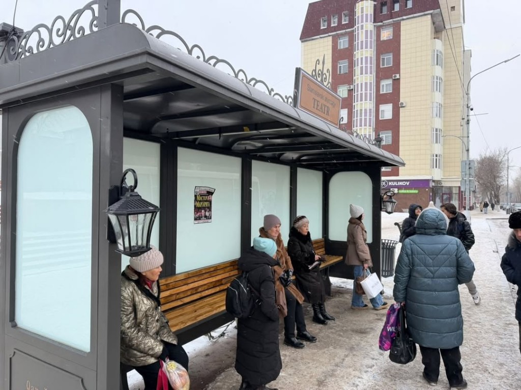 Қарағандыда аудан әкімі жарнаманы заңсыз жапсыруды тоқтатуға шақырды