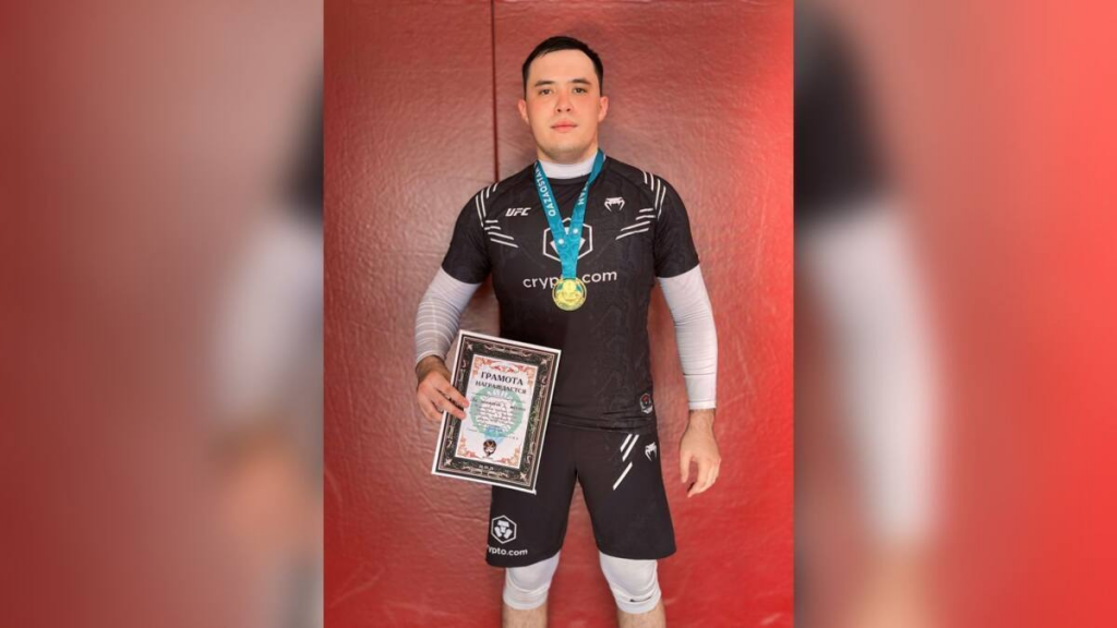 Сотрудник УИС стал победителем областных соревнований по грэпплингу в Караганде