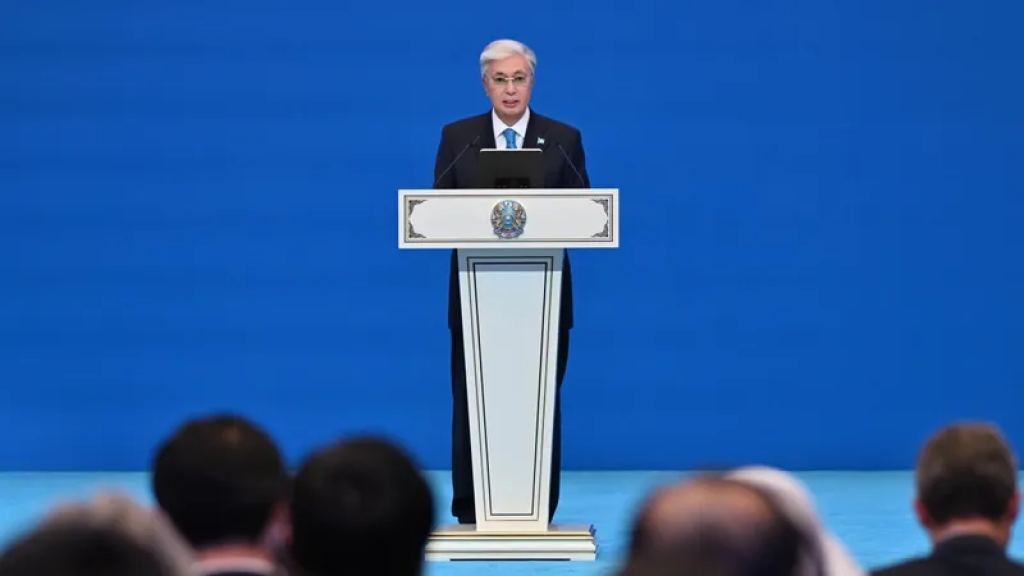 Токаев объявил о масштабной цифровой трансформации образования