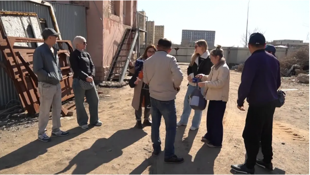 «Нас кормят обещаниями» — десятки семей в Караганде пятый год живут в ожидании собственных квартир