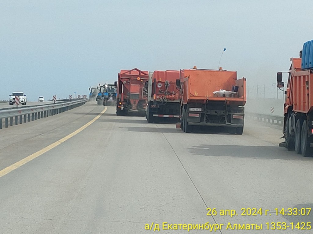 Механическая чистка дорожного полотна пройдет на трассе Караганда — Астана