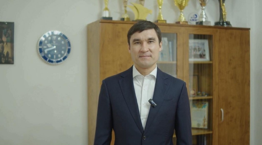 Руководитель управления физической культуры и спорта поздравил жителей Карагандинской области с Новым годом