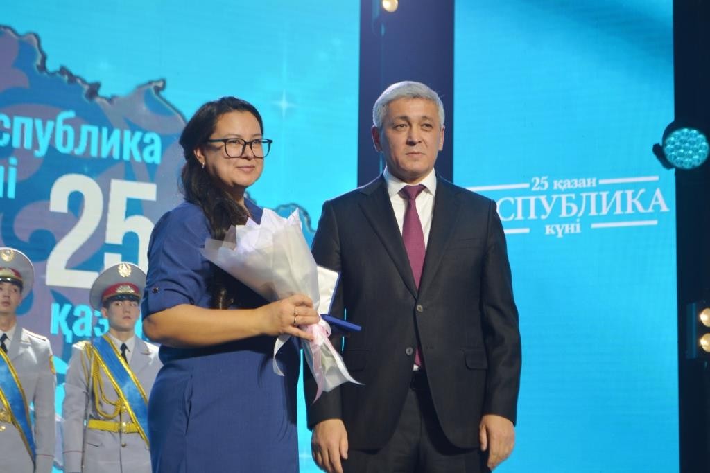 Почётные граждане Карагандинской области получили государственные награды ко Дню Республики