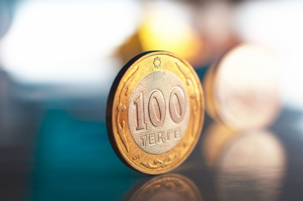 Петиция о повышении зарплаты госслужащим набирает обороты в Казахстане