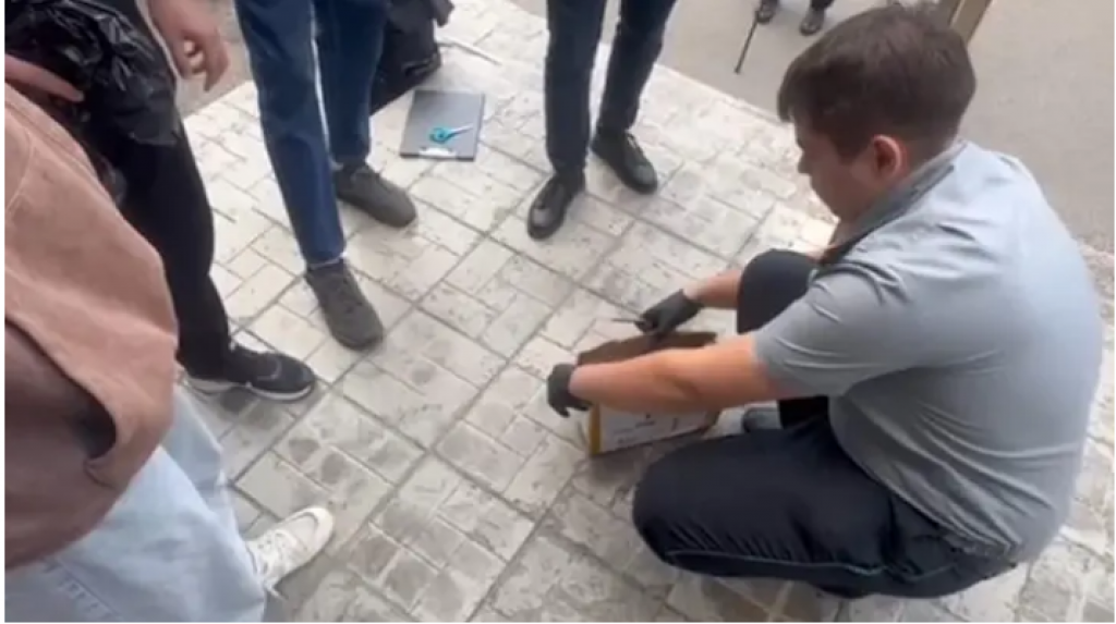Спецоперацию провели в Караганде: изъята посылка из Таиланда