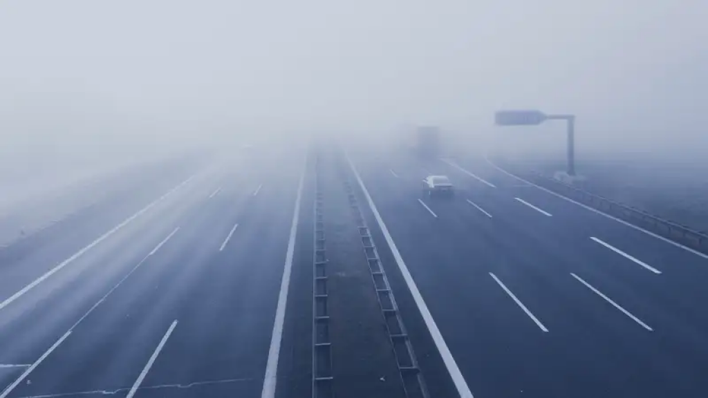 В ближайшие три дня в Казахстане синоптики прогнозируют сильный ветер