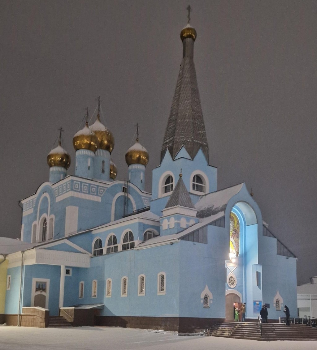 В Караганде отмечают Рождество Христово. Фоторепортаж