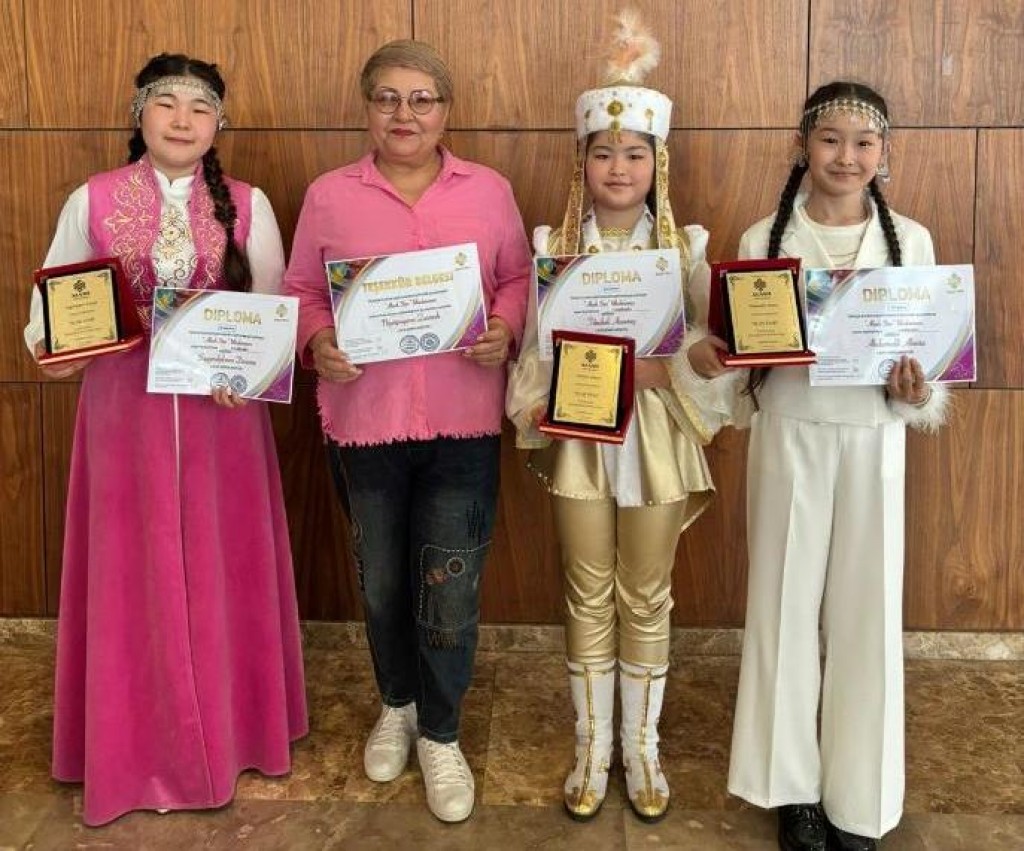 Юные таланты из Шахтинска завоевали Гран-при и призовые места на вокальном конкурсе в Турции