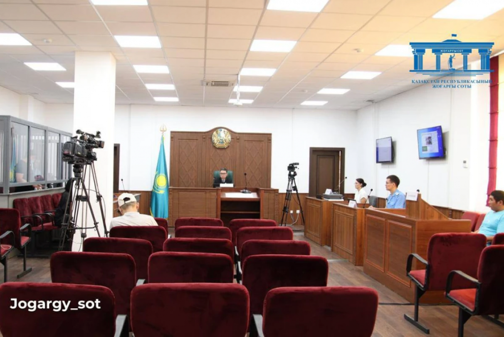 Избившего водителя «скорой» хулигана осудили в Караганде