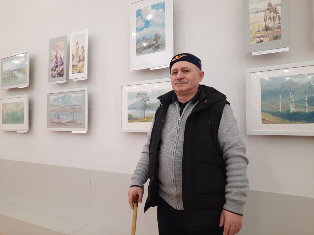 Пообщаться со смотрителем областного музея ИЗО карагандинцы могут на персональной выставке его работ