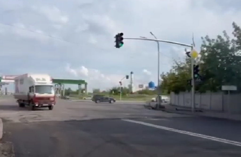 В Караганде улицу Гоголя открыли для проезда, но перекроют вновь