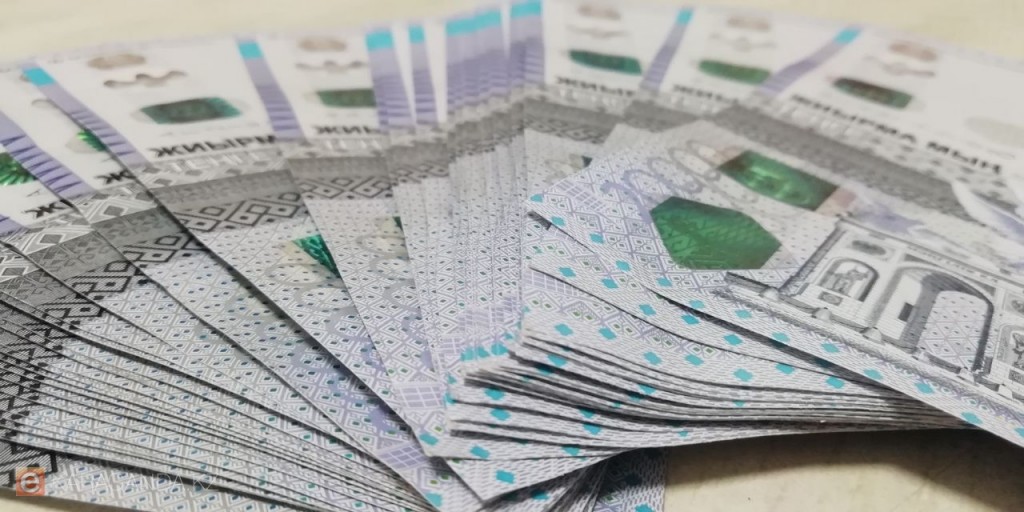Зарплата до 2 млн тенге: в Минтруда казахстанцам подсказали, кому предлагают такие деньги