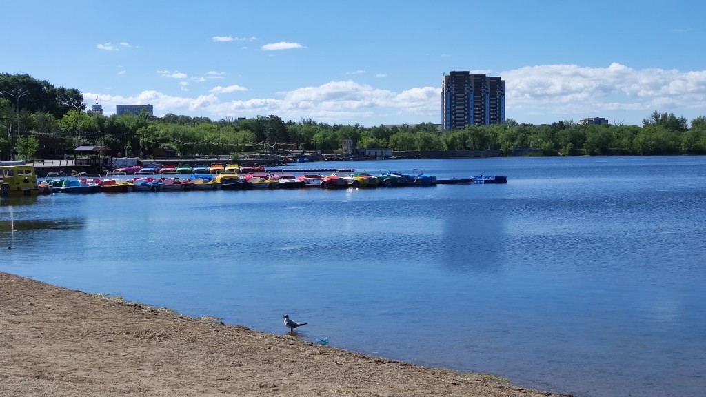 Громко, ярко и весело: афиша мероприятий в Центральном парке Караганды