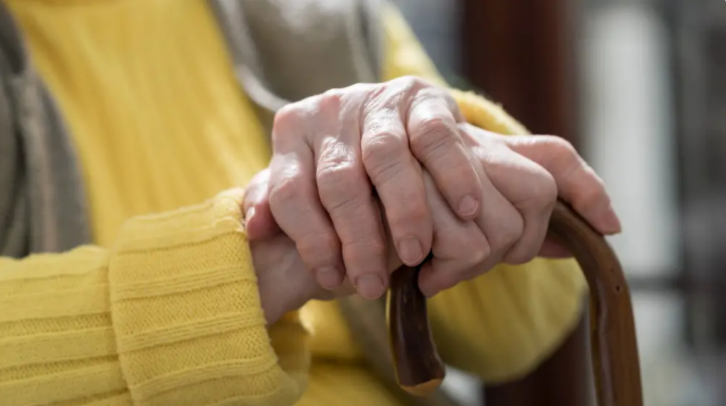 Қазақстанда мерзімінен бұрын және кейінге қалдырылған зейнетке шығу мүмкіндігі қарастырылуда