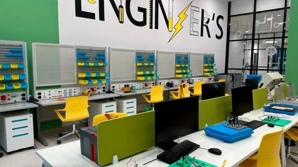 11 центров дополнительного образования откроют в 2024 году