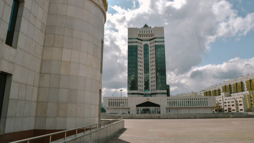 Правительство Казахстана ушло в отставку