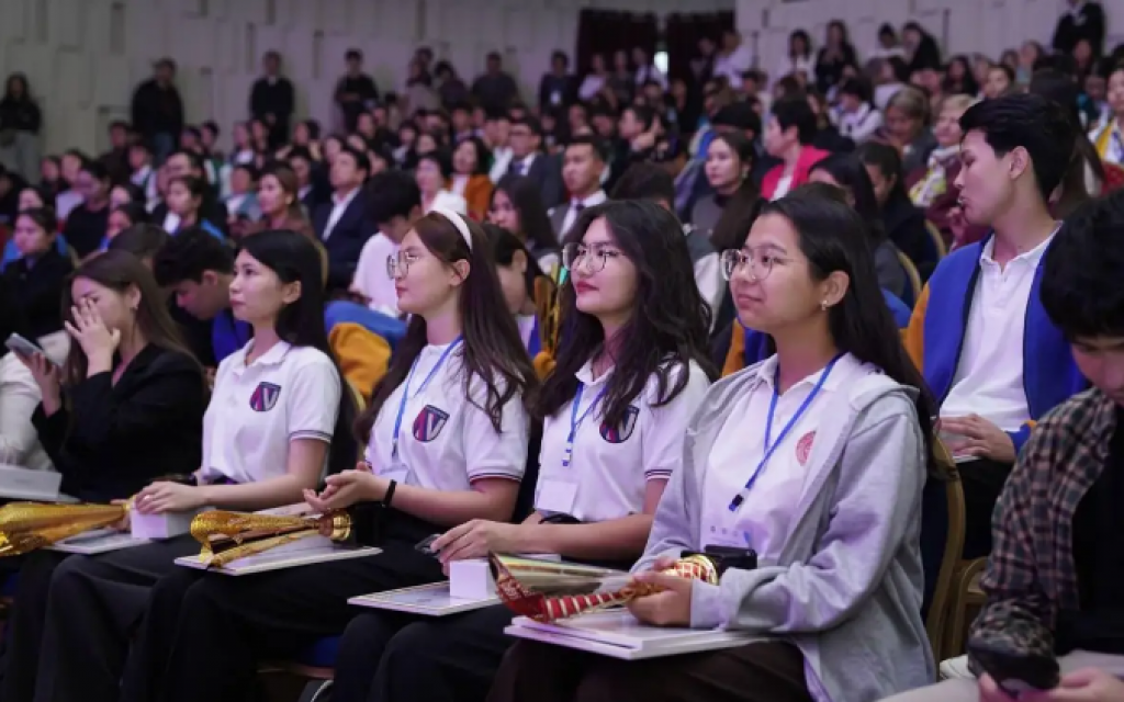 Победители международных олимпиад смогут учиться по программе «Болашак»