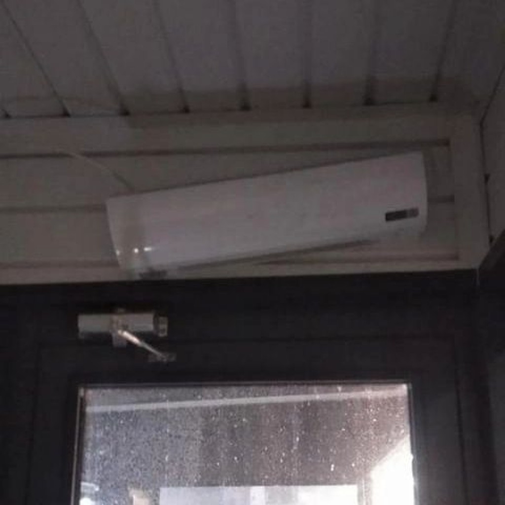 Почему теплые остановки в Караганде совсем не теплые?