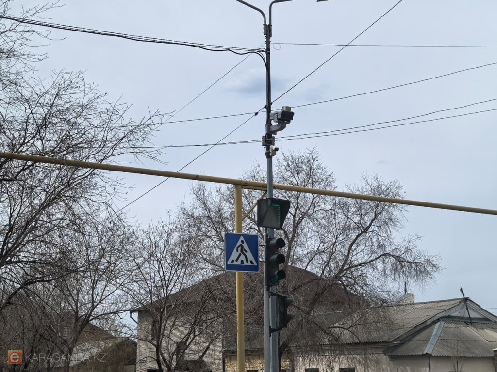 В Караганде на улице Гудермесская заработал новый скоростемер