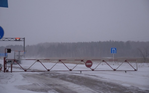 В Карагандинской области из-за гололеда закрыты три участка автодорог