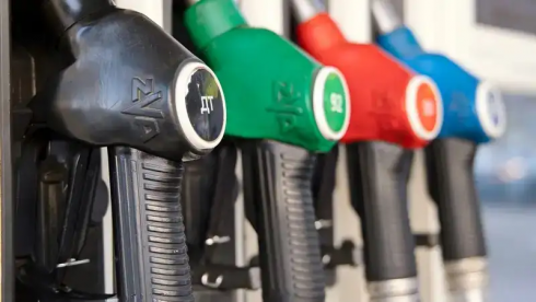 Какие факторы влияют на повышение цен на бензин в Казахстане