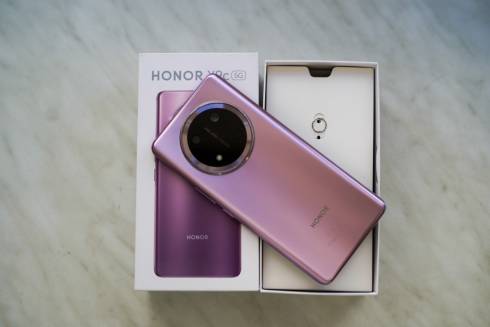 Honor X9c: От чемодана до мишки — как смартфон справляется с реальными вызовами!