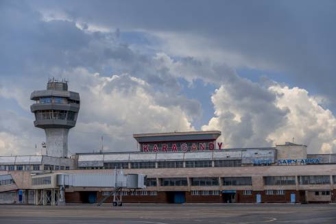 В Караганде собственнику аэропорта поручили отремонтировать главное здание